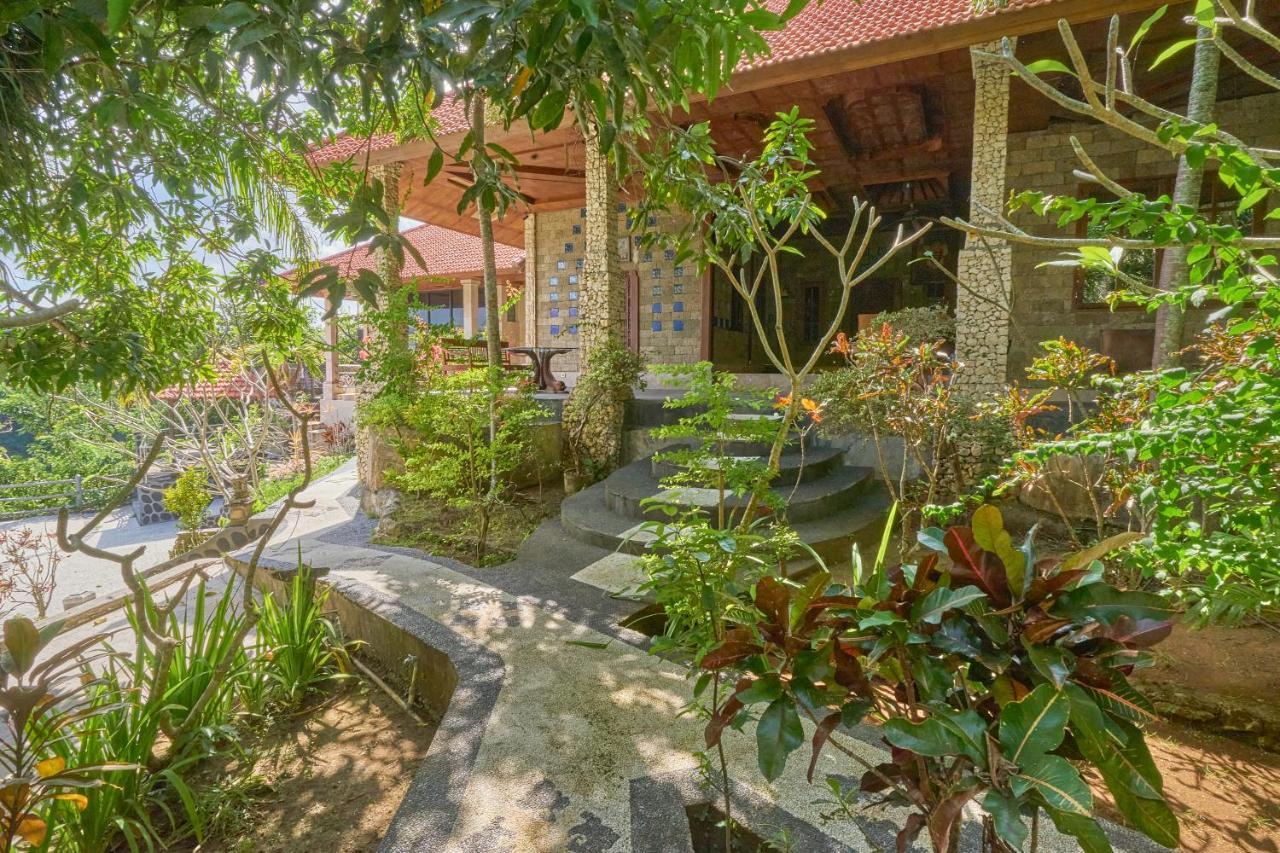 The Uluwatu Estate Hotel Pecatu  Exterior photo
